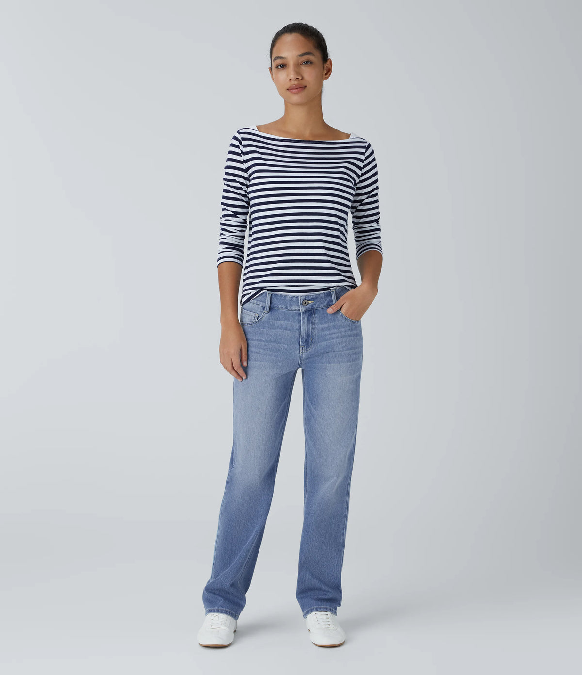Halara Flex™ Low Rise Zipper Pockets Straight Leg Washed Casual Jeans