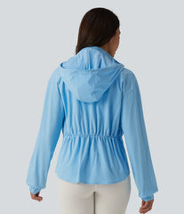 Durable Water Repellent Removable Hood Drawstring Workout Jacket with Zip Pockets