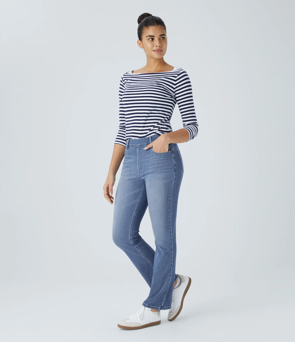 Halara Flex™ High Waisted Pockets Washed Casual Bootcut Jeans